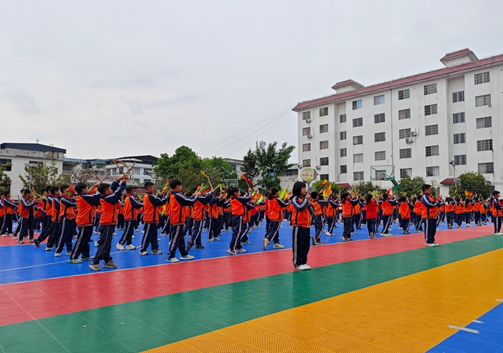 花鼓操比賽現場。