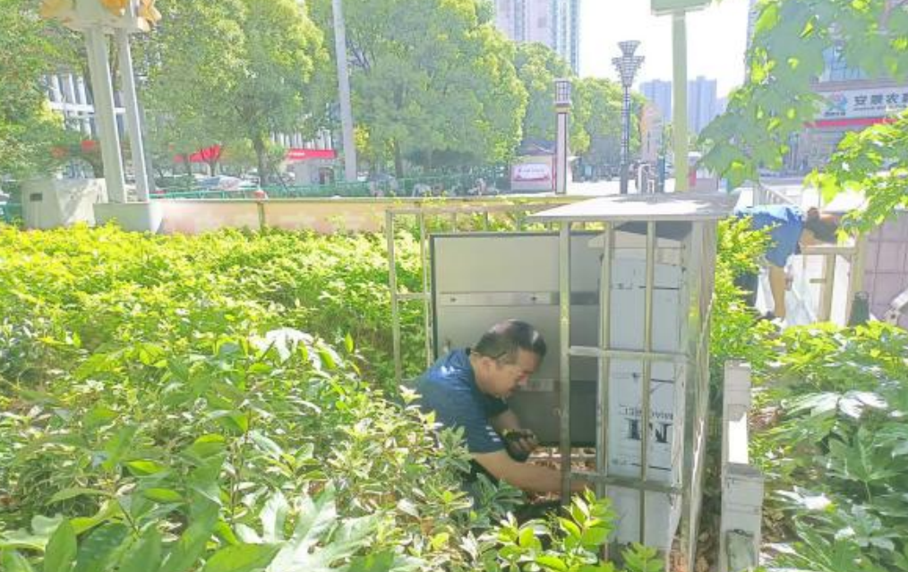 安全大檢查現場。