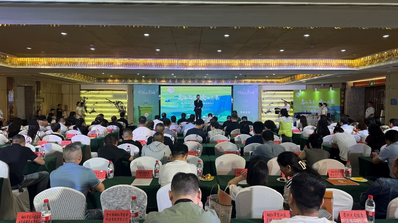 “貴油”牌山茶油亮相。許丹妮攝