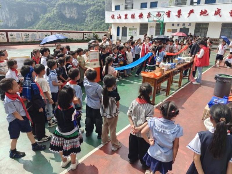 科學實驗“好大一口氣”。