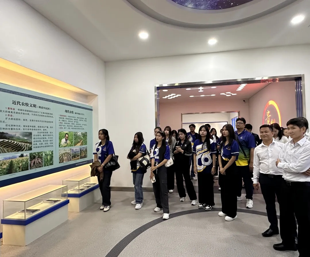 參觀農牧文化館。