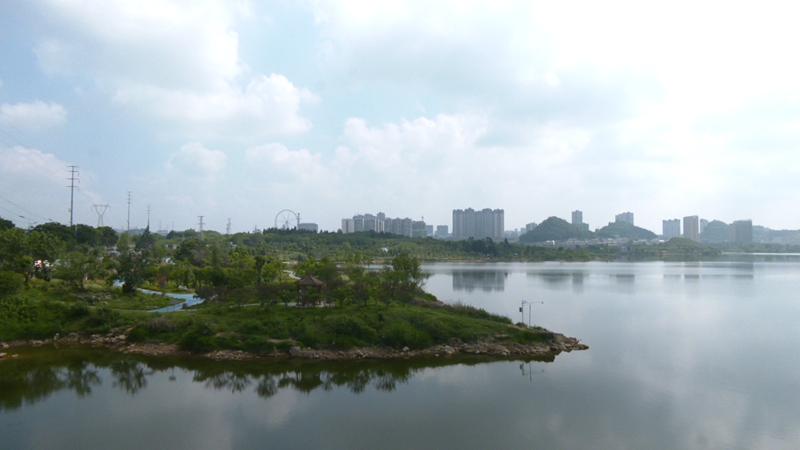 安順經開區楊湖環境。