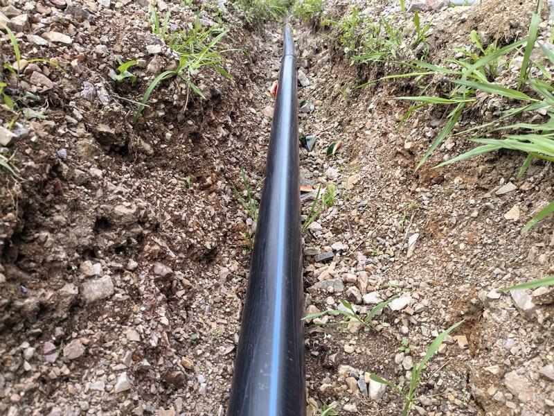 沙溪村新安裝的飲水管道。