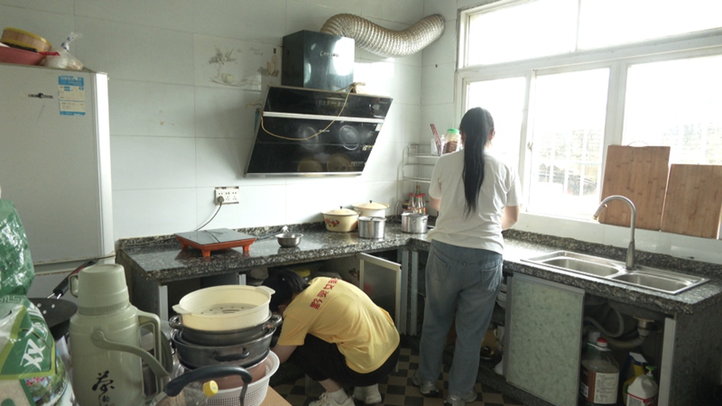 “兩清兩改兩治理”行動見實效 文明鄉村換新顏。