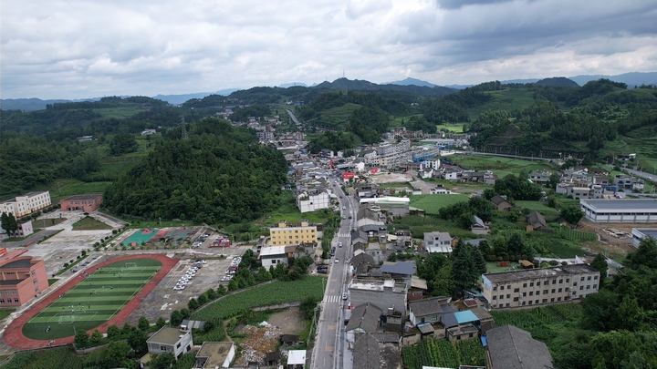 金沙縣柳塘鎮 黃源匯 攝.jpg