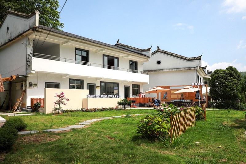 貴陽市觀山湖區新媒體發展協會位于朱昌鎮高寨村。