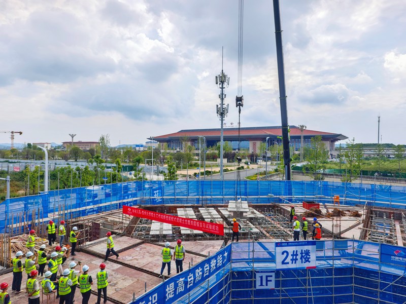 1.國內首次！新型裝配式空腹夾層板成功應用于實體工程。