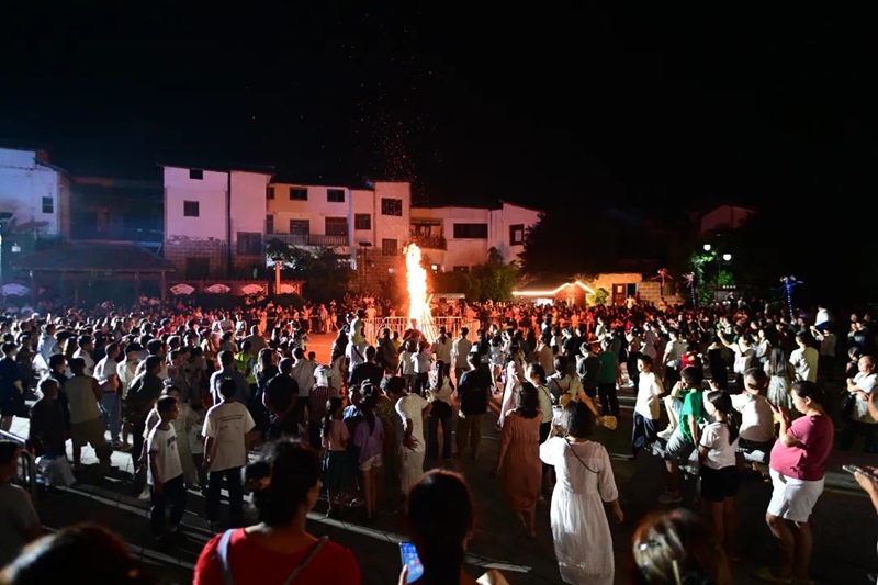 西秀區2025年避暑旅居聯誼活動燃情啟幕。