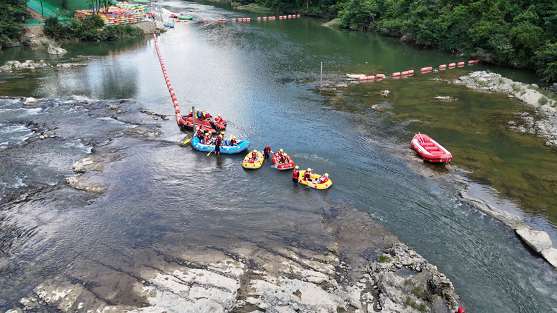 洛北河漂流。