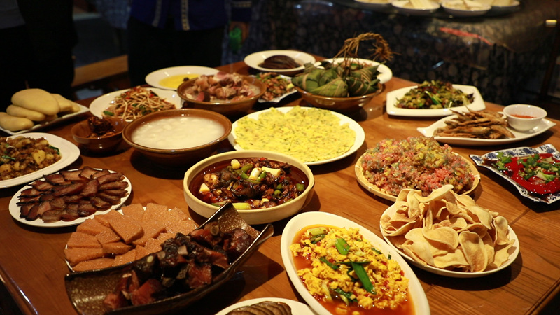 當地特色菜。