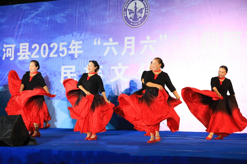 民族文化展演活動現場。鐘成炫攝