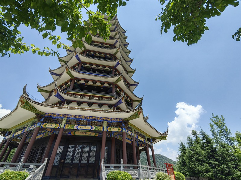 赫章縣文峰塔。王永勝攝