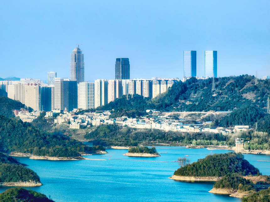 貴陽阿哈湖群島。湯恩博攝
