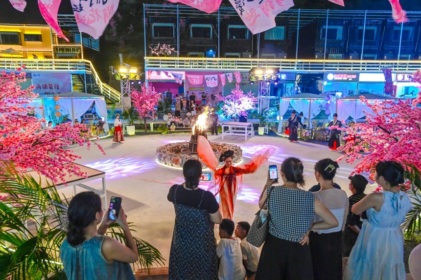 清鎮市侏羅紀恐龍小鎮。