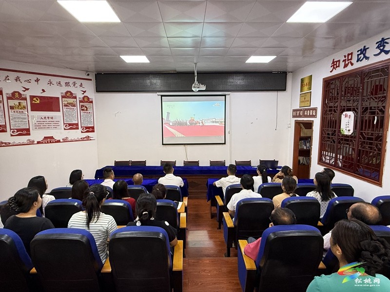 紀念中國人民抗日戰爭暨世界反法西斯戰爭勝利80周年大會在松桃縣引發熱烈反響。