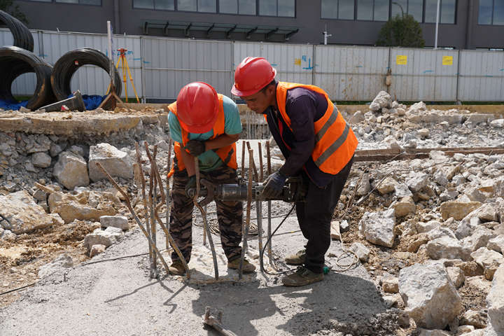 安順航空配套制造產業園兩項目提速 定制廠房建設讓企業“拎包入駐”。