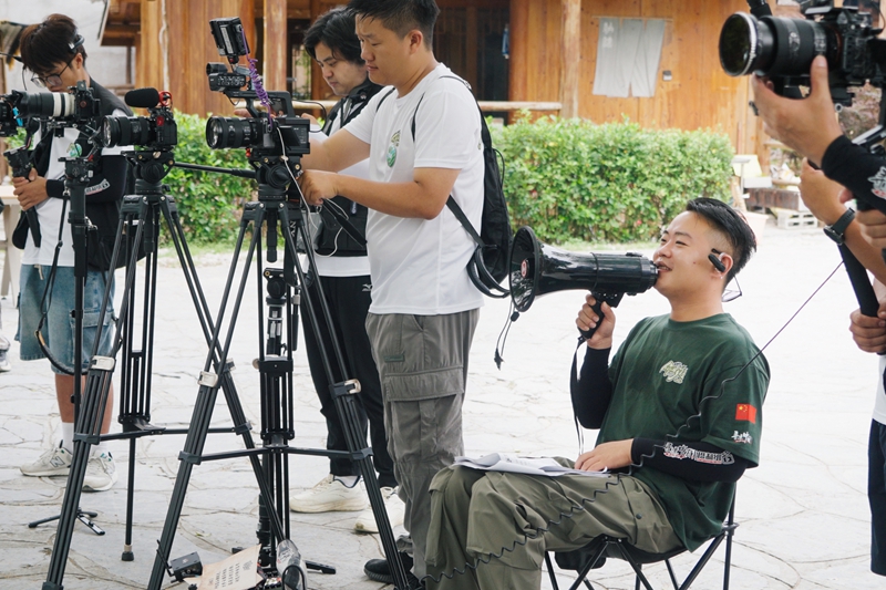 《你好鄉村》仲明導演。