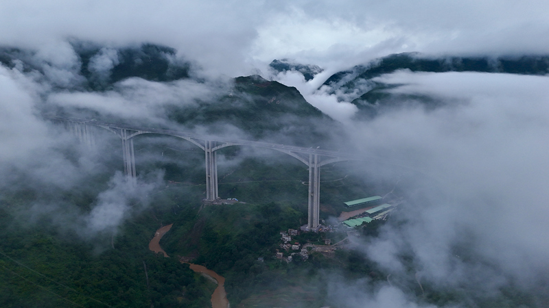 納晴高速六枝特大橋。