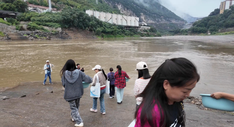 活動現場。稅會靜攝