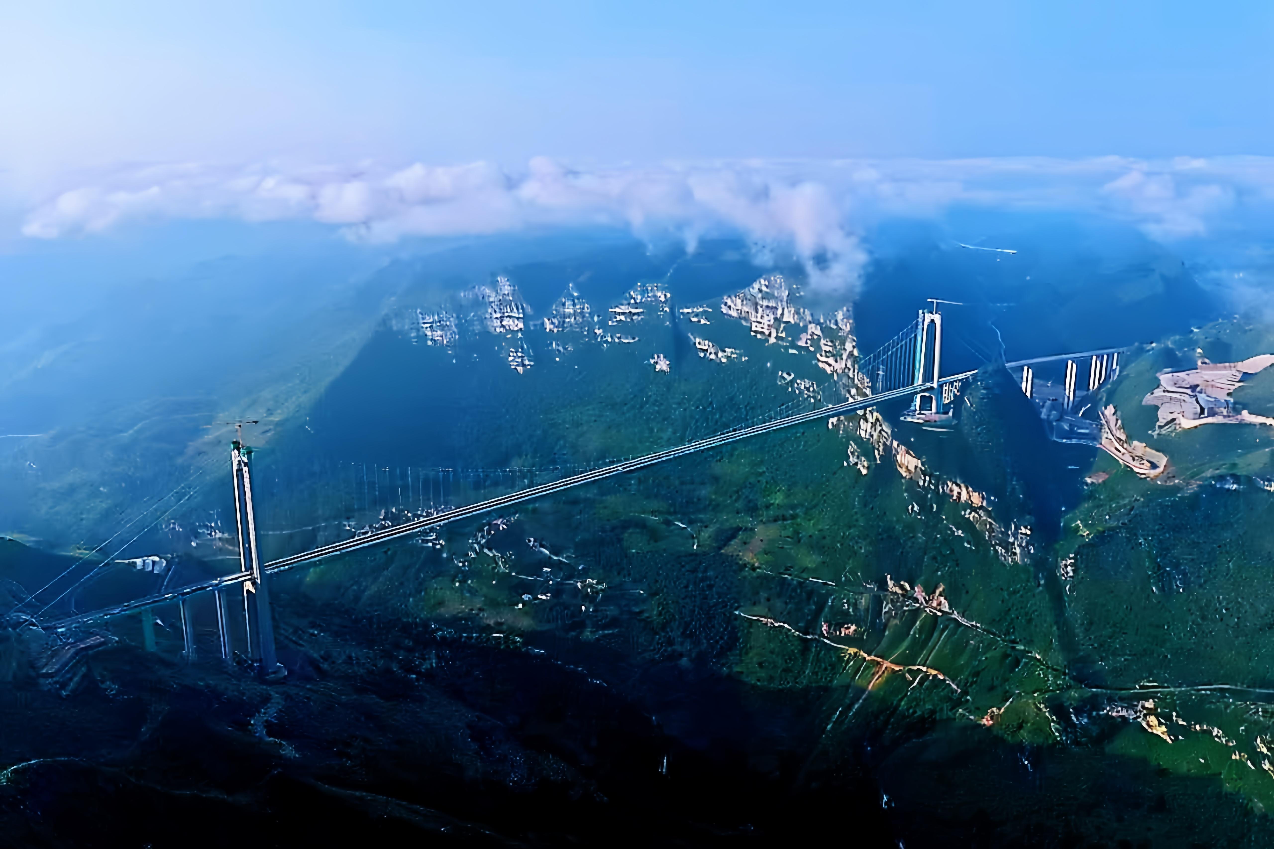 花江峽谷大橋全景。貴州省六安高速公路有限公司供圖