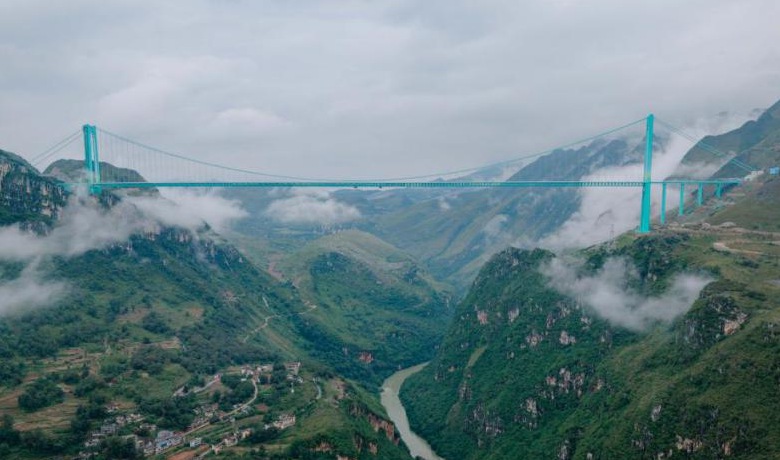 金融活水托舉“世界第一高橋” 助力天塹變通途