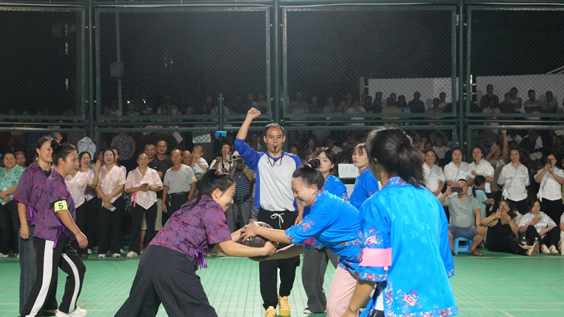 “幸福姑媽”籃球賽比賽現場。熊興富攝 (3)