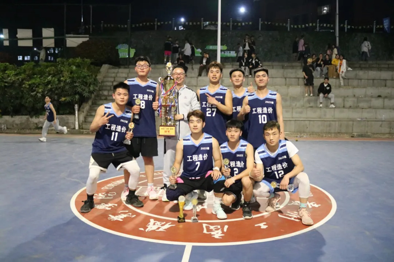 縣BA上的“46分先生”，校園里的追夢者。