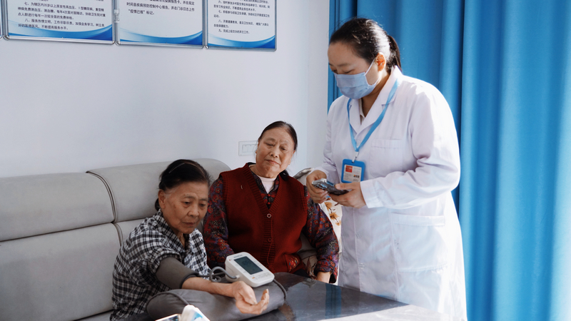 馬路衛生室。