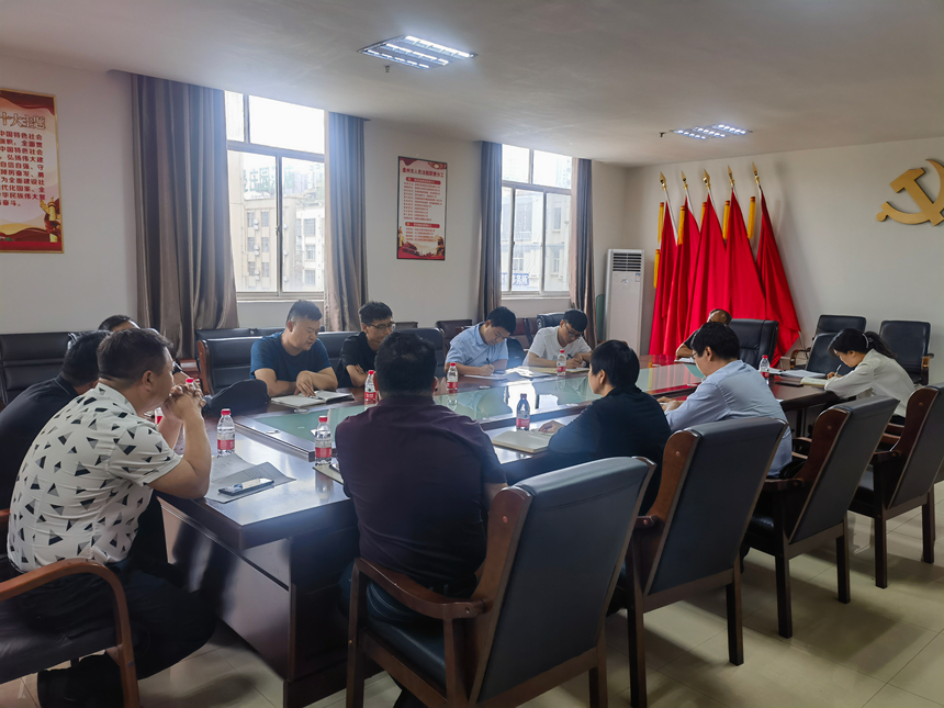 2023年8月7日，盤州市響水鎮征收或征用補償25案協調會。六盤水市中級人民法院供圖