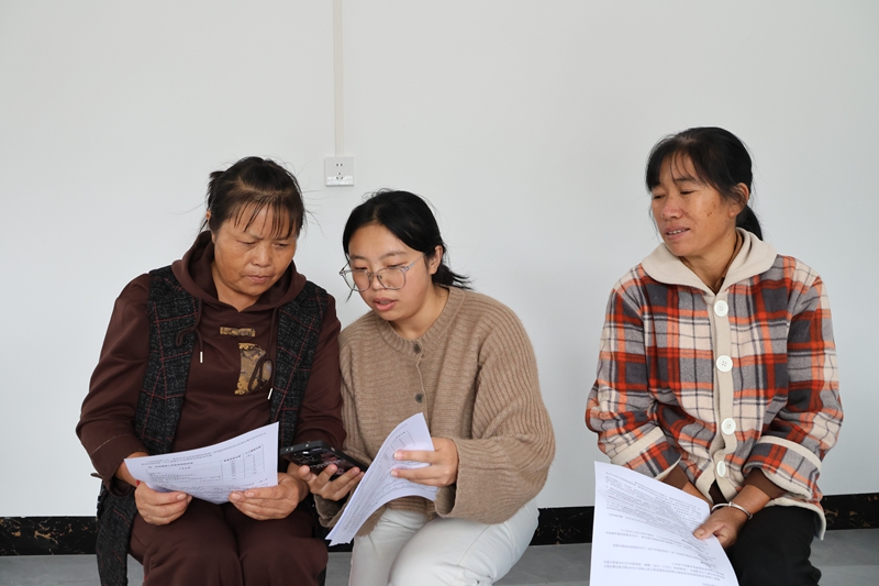 獨山縣：強宣傳 優服務 推動醫保征繳工作。