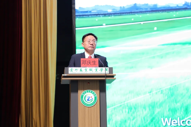 授課現場。楊婷攝