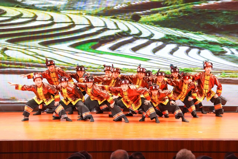 貴州師范學院老年節歡慶會現場。