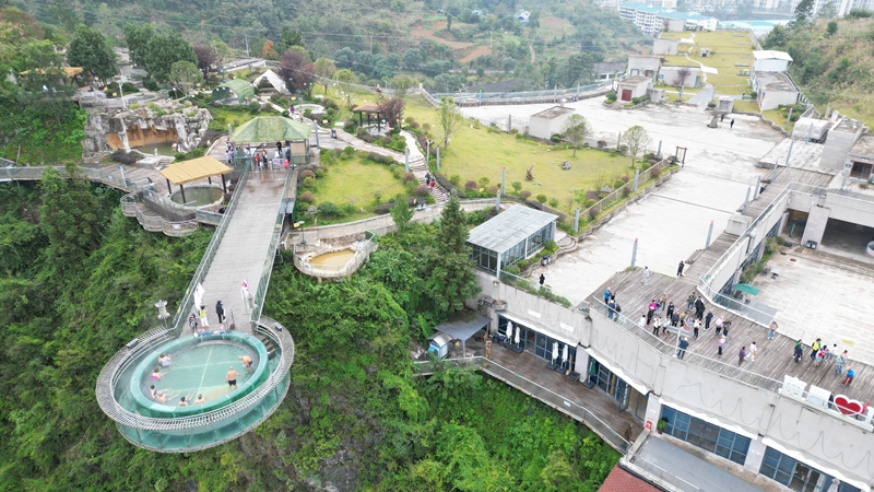 思南暖服務+特色味，繪溫泉魅力。