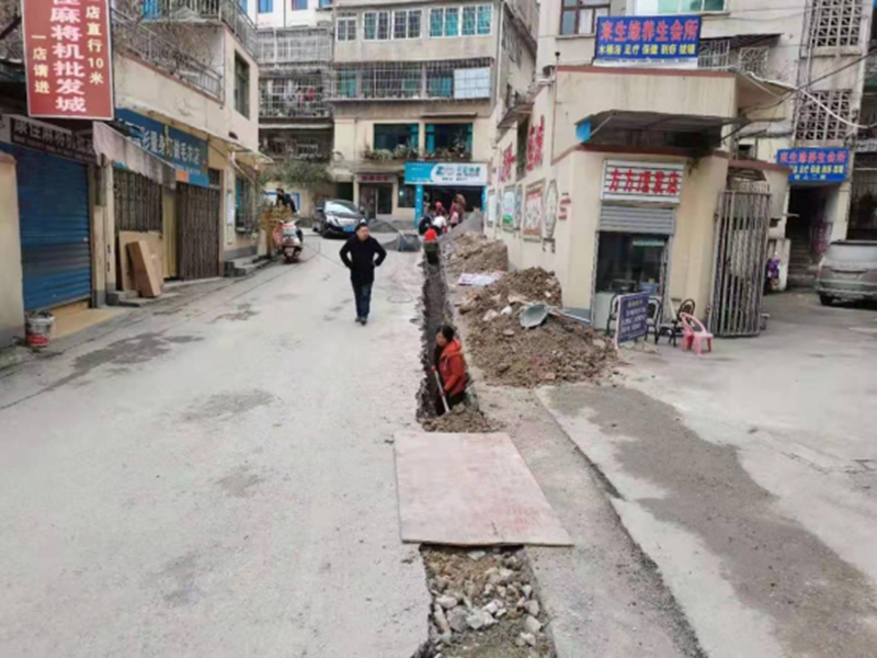 老舊小區改造中的洪山社區。受訪者提供